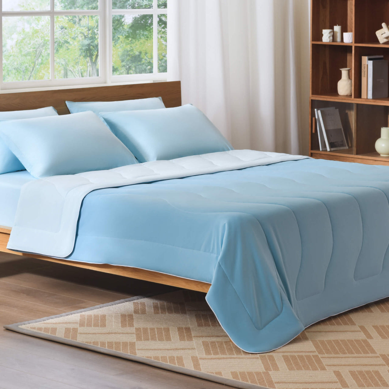Cocoon™ Cooling Comforter